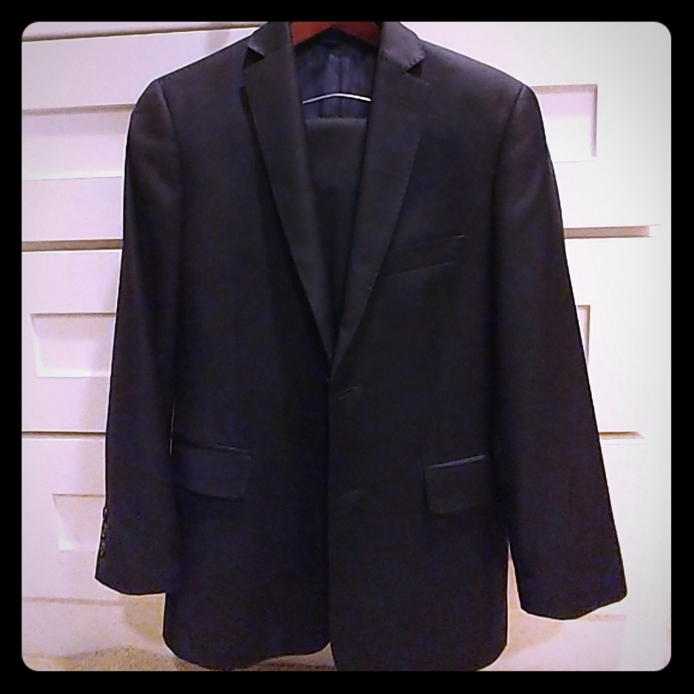 Boys Navy Hickey Freeman Suit Size 14